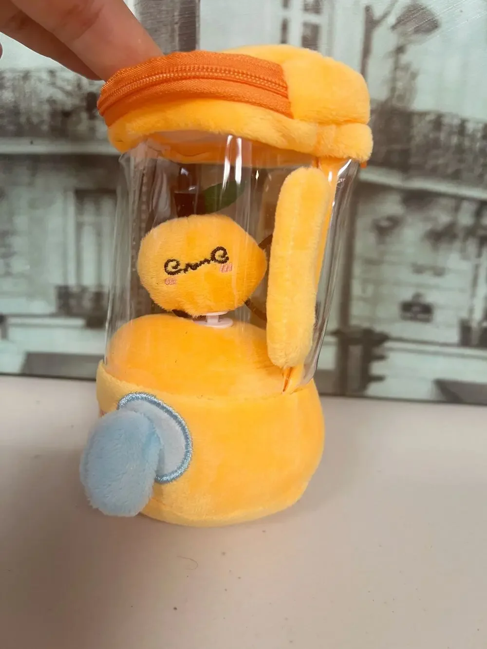 Cute Orange Plush Stress Relief Toy, Pull Shake Interactive Fidget Gift